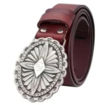 Damenlederwesterngürtel mit verzierter silberschnalle - B2