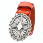 Damenlederwesterngürtel mit verzierter silberschnalle - B5