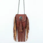 Fransige western leder umhängetasche mit quaste - rötlich-braun Fransige western leder umhängetasche mit quaste - rötlich-braun