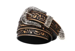 Gravierter floraler western gürtel mit silberner schnalle - braun