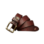 Rustikaler western ledergürtel mit handgenähten details - rotbraun