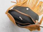 Western-leder-umhaengetasche-mit-tuerkis-akzent-3